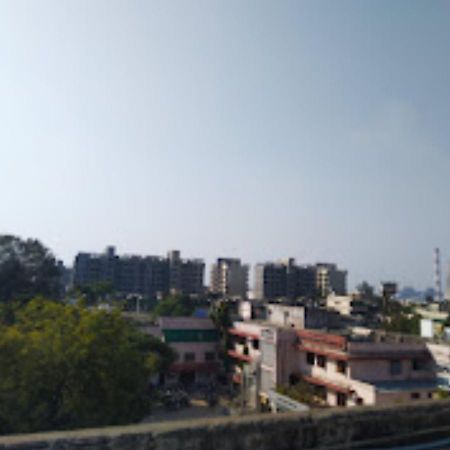 Hotel Blue Paradise Chandrapur Esterno foto