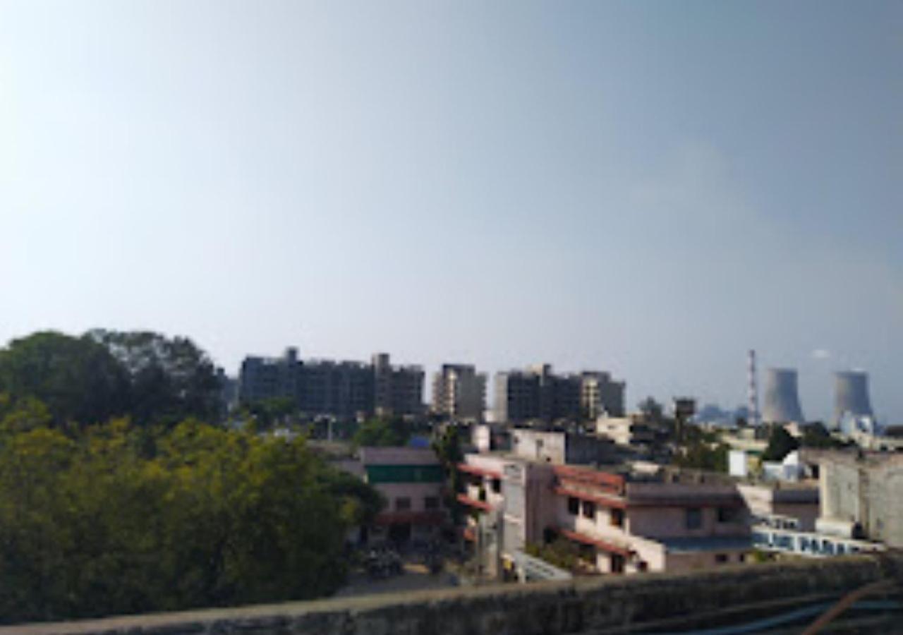 Hotel Blue Paradise Chandrapur Esterno foto
