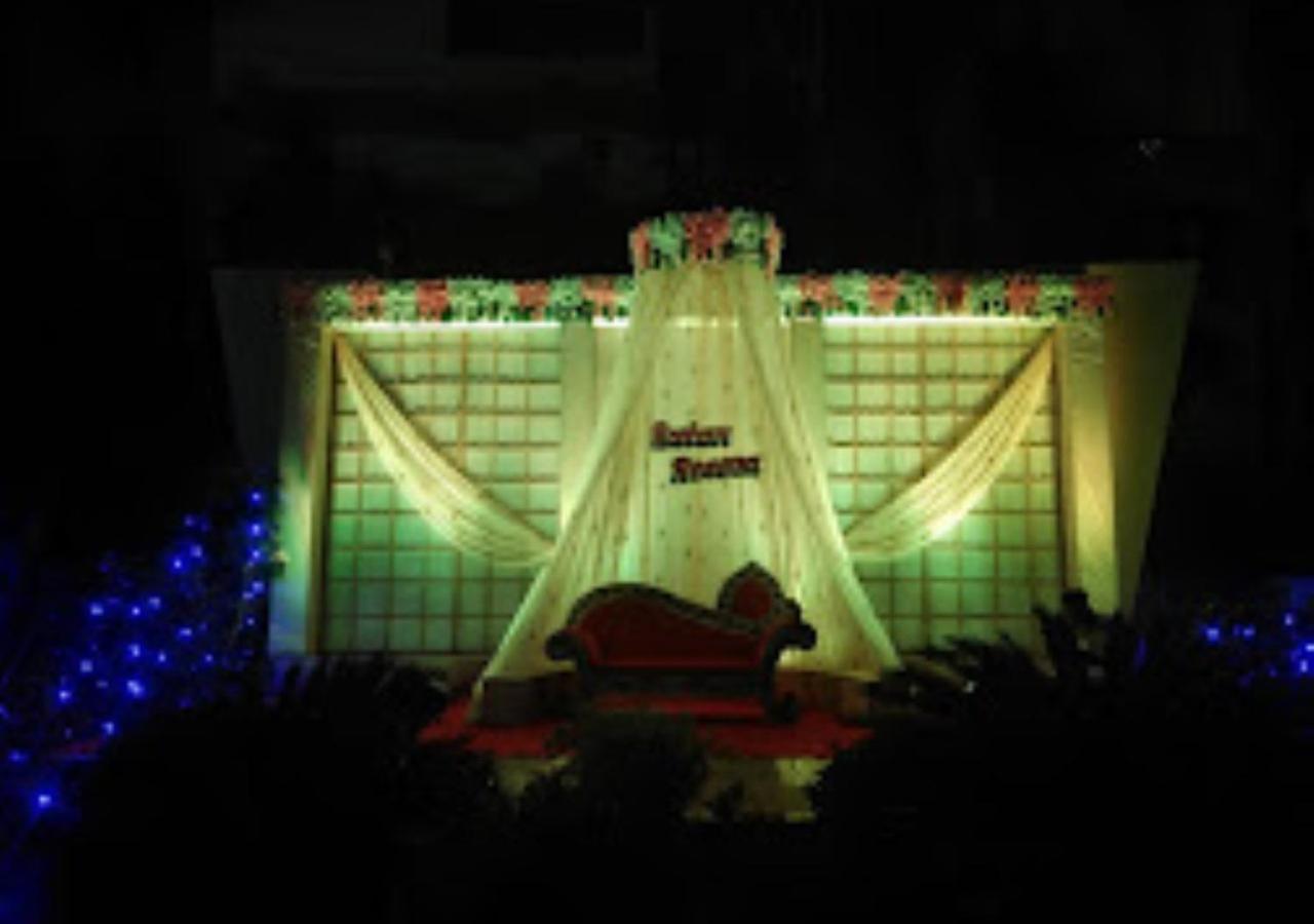 Hotel Blue Paradise Chandrapur Esterno foto